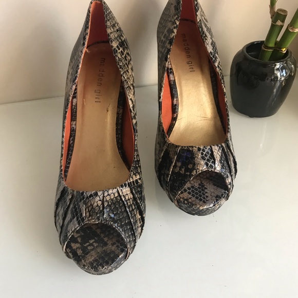 Madden Girl Snakeskin Peep Toe Pumps - Picture 2 of 6